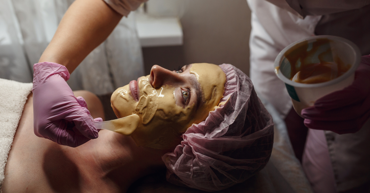 What Does an Esthetician Do?
